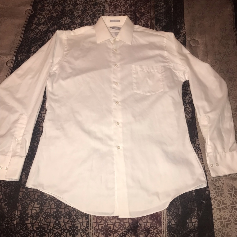 White Van Heusen dress shirt